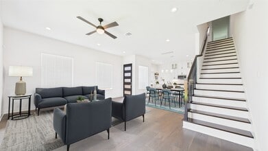 Building Photo - 6734 Lozier St