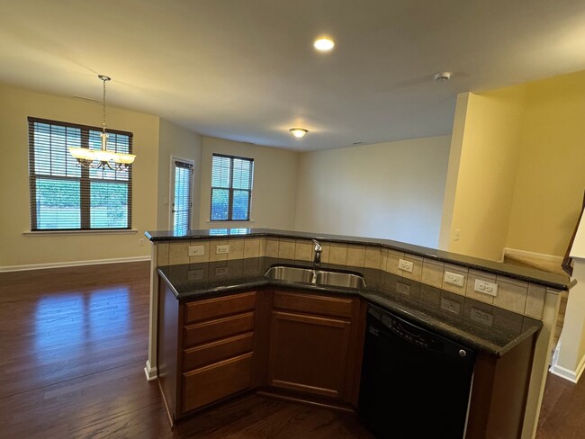 Building Photo - *Move In Special* 3 Bed | 2.5 Bath Cary To...