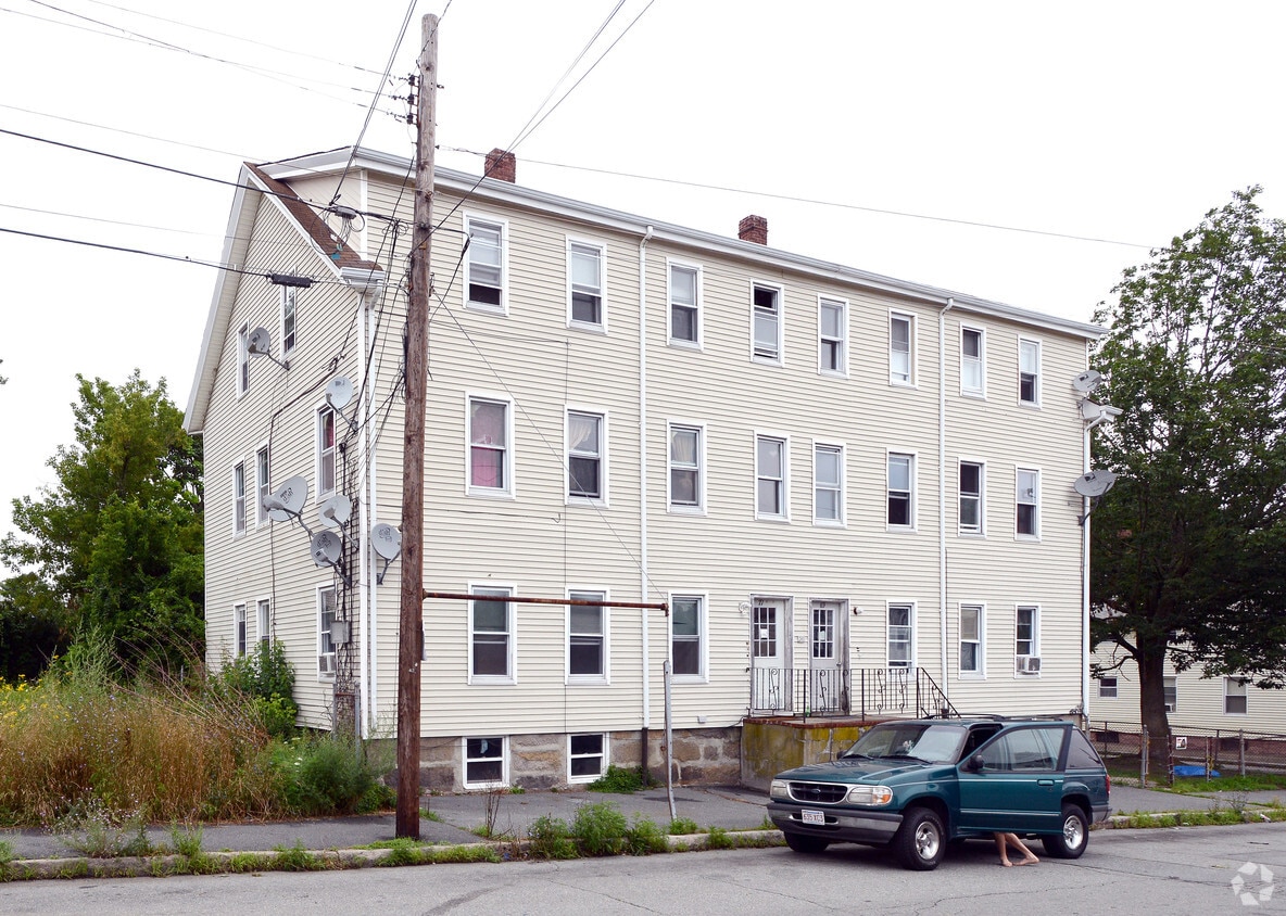 6971 Merrimac St, New Bedford, MA 02740 Apartments in New Bedford