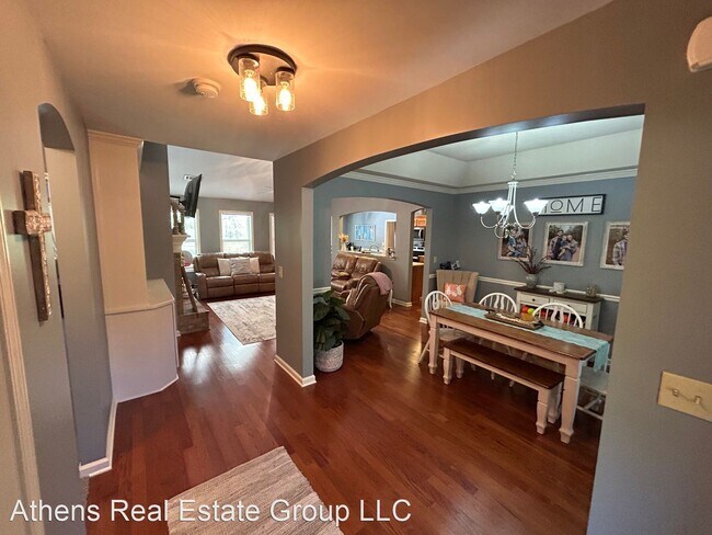 Foto del edificio - 3 br, 2 bath House - 150 Beaverdam Road