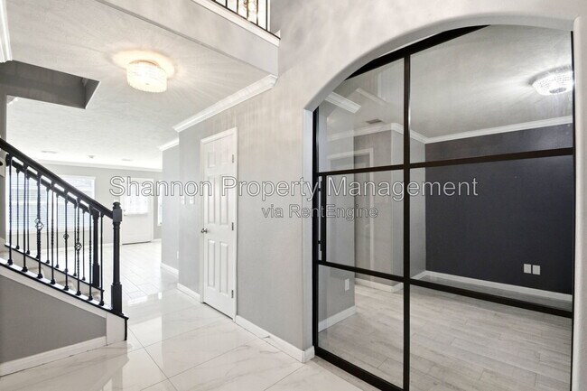 Building Photo - 21103 N Valley Ct
