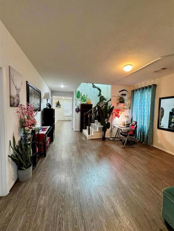 Foto del edificio - 4118 Lake Cypress Cir