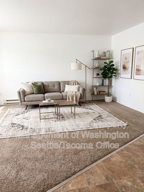 Foto del edificio - 11212 Bridgeport Way SW