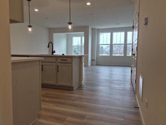 Foto del edificio - 24412 W Alexis Ln