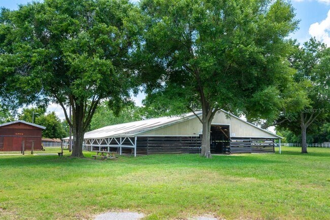 Building Photo - 3345 Clover Leaf Ln