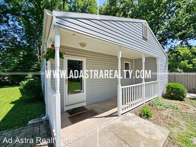 Foto del edificio - 3 br, 1 bath House - 8617 Grant St.,