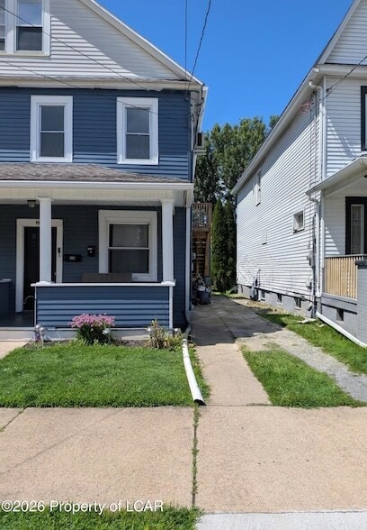 Building Photo - 203 Lyndwood Ave
