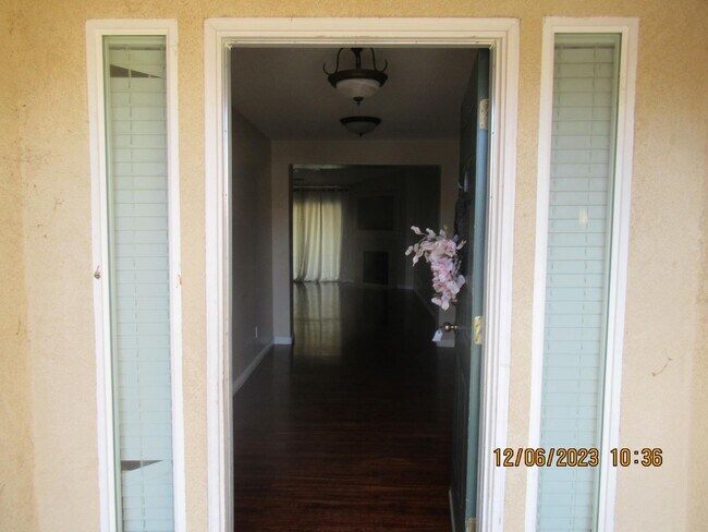 Building Photo - 1244 Holt Ave