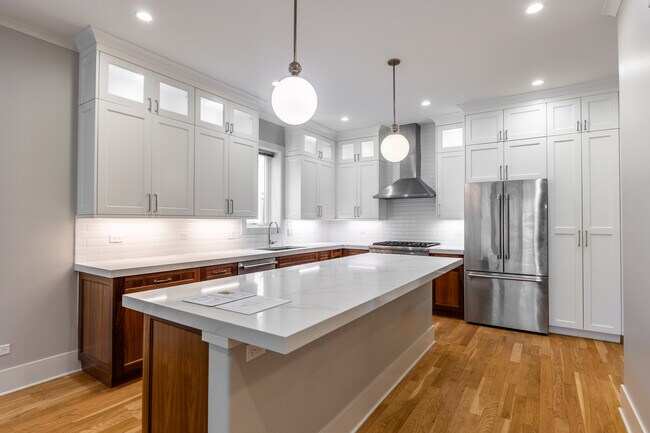 Foto del edificio - 4139 N Kenmore Ave