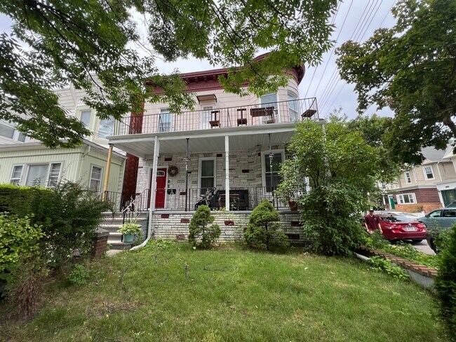 Building Photo - 4347 Martha Ave