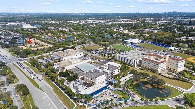 Foto del edificio - 3150 W Rolling Hills Cir