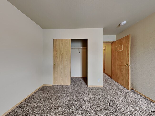 Building Photo - 19602 104th Ave E