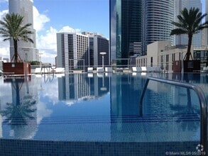 Building Photo - 500 Brickell Ave