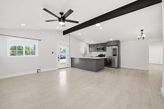 Foto del edificio - 9532 Fairbanks Ave