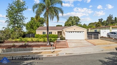 Building Photo - 28031 Meadowcreek Rd
