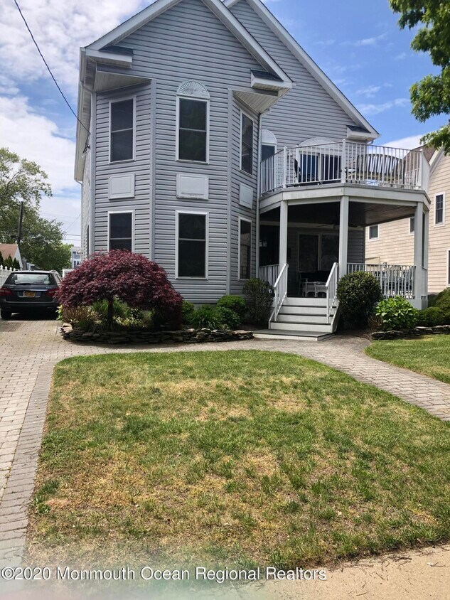 213 8th Ave, Belmar, NJ 07719 House for Rent in Belmar, NJ