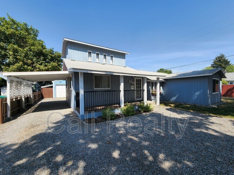 Foto principal - 8809 E Liberty Ave