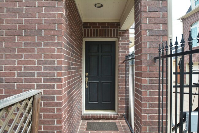 Foto del edificio - 2022 Fairview St