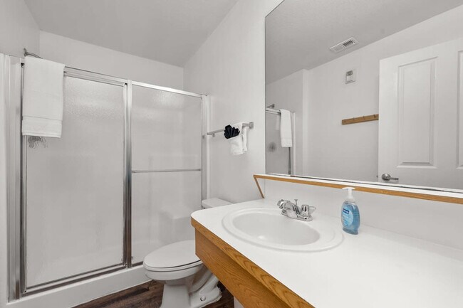 Building Photo - 2505 Black Horse Loop
