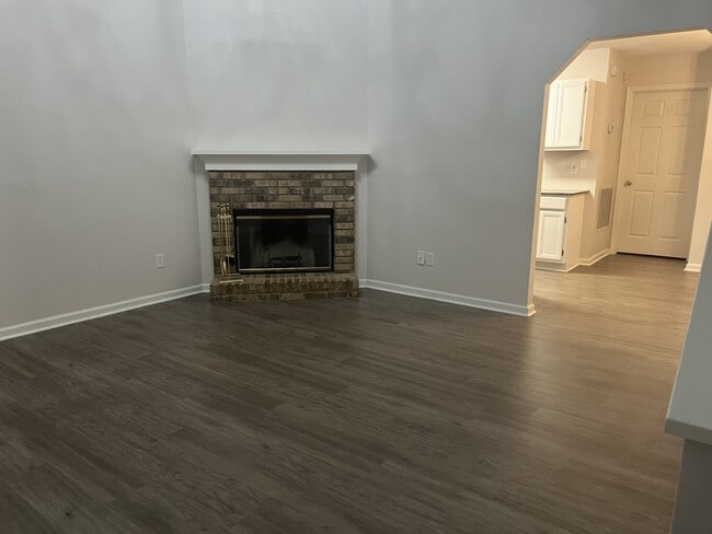 Building Photo - 120 S Whetherbine Way