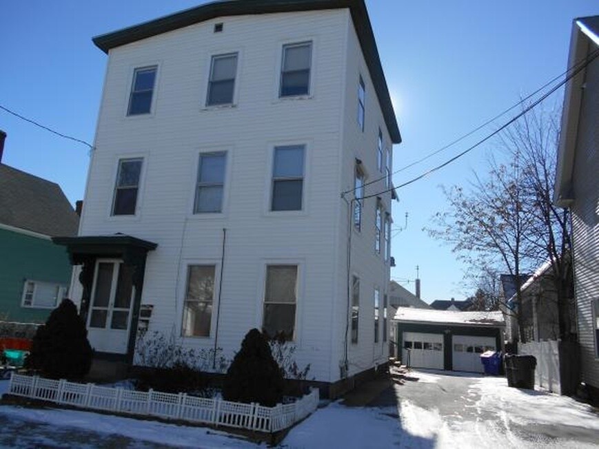 Primary Photo - 413 Merrimack St