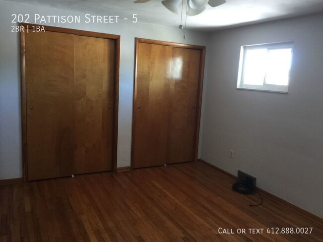 Building Photo - 202 Pattison St