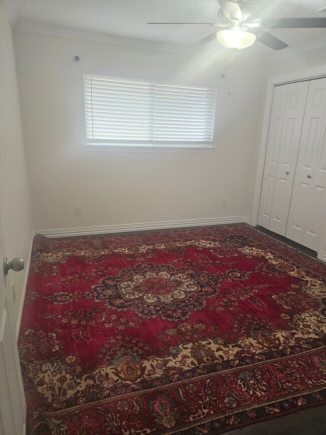 Foto del edificio - 2720 Westridge Dr