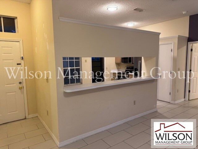 Foto del edificio - 12093 Blackheath Cir