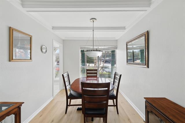 Foto del edificio - 5811 Copperwood Ln