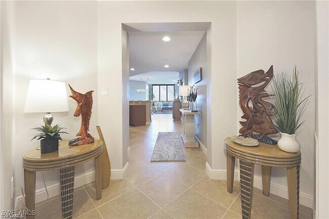 Foto del edificio - 5781 Cape Harbour Dr