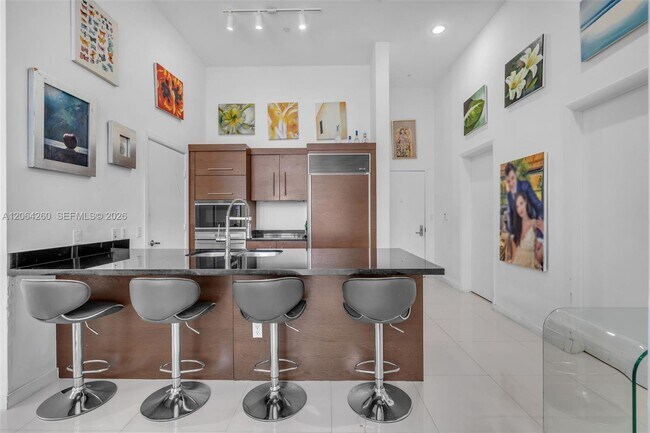 Foto del edificio - 475 Brickell Ave