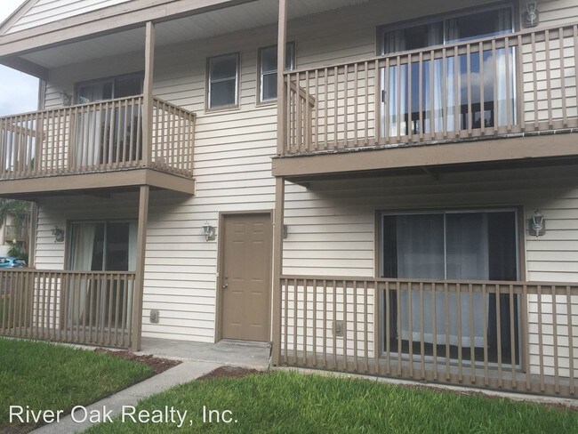 Foto del edificio - 2300 Twelve Oaks Dr