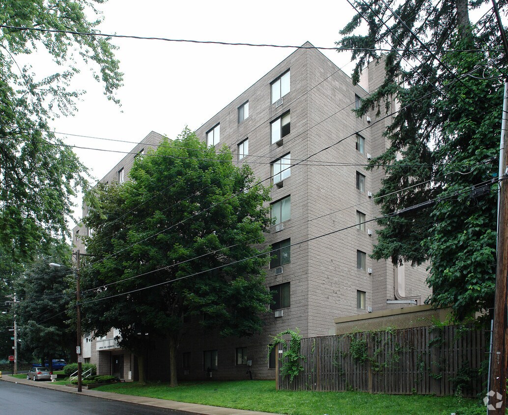 Foto del edificio - Lamda Rho Apartments