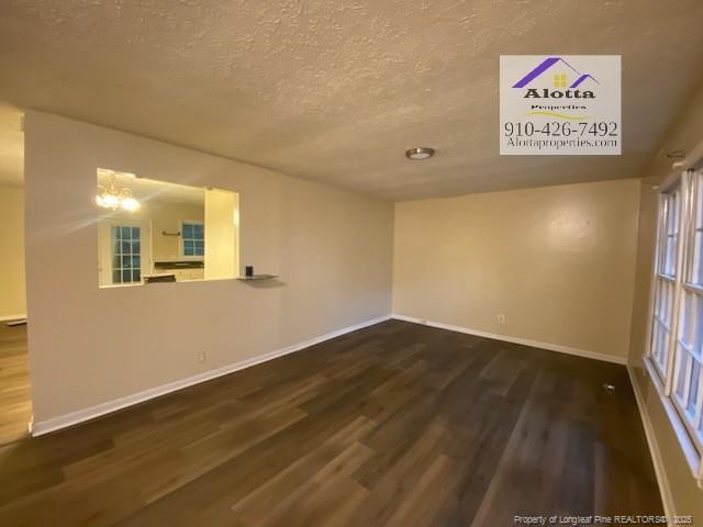 Building Photo - 733 Goodyear Dr