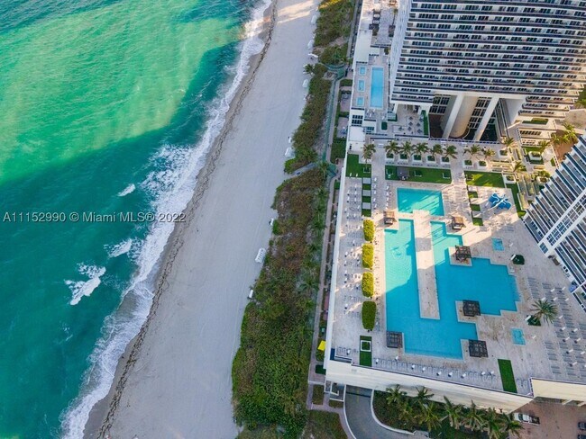 Building Photo - 1830 OCEAN 4710