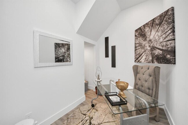 Building Photo - 3604 Runnels St