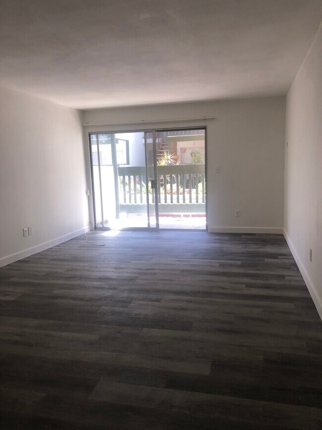 Foto del edificio - 23135 Madison St