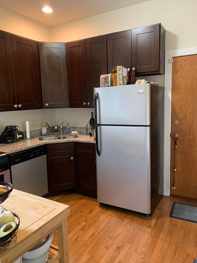 Foto del edificio - 850 W Fletcher St