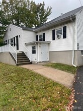 Building Photo - 1387 Finnegans Ln