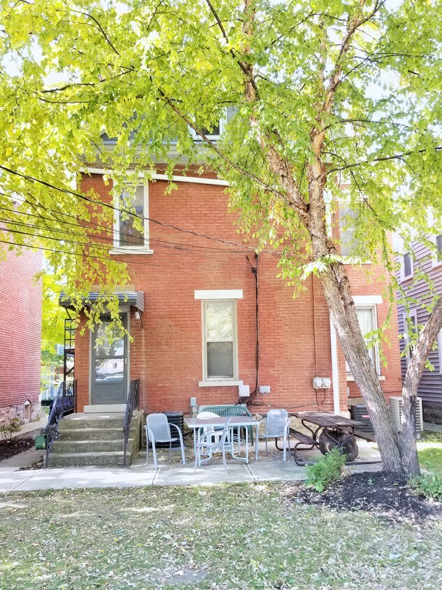 Back Exterior - 1492 Michigan Ave