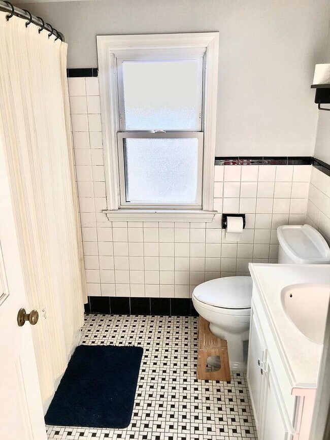 Bathroom - 67 N Main St