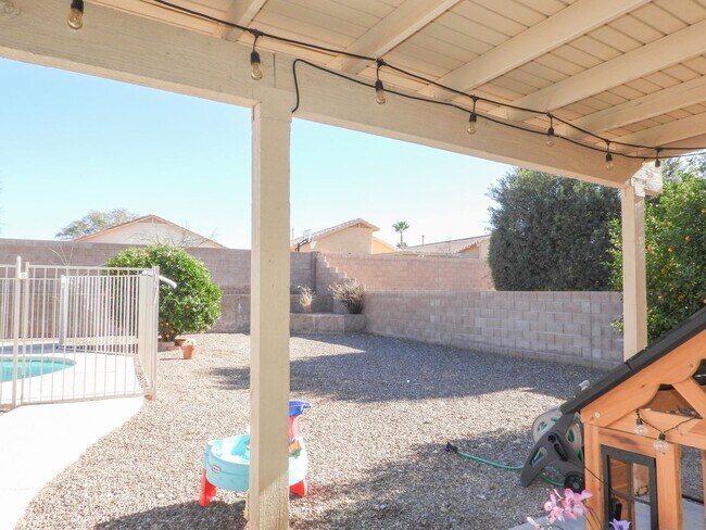 Foto del edificio - 4 Bedroom 2 Bath Home