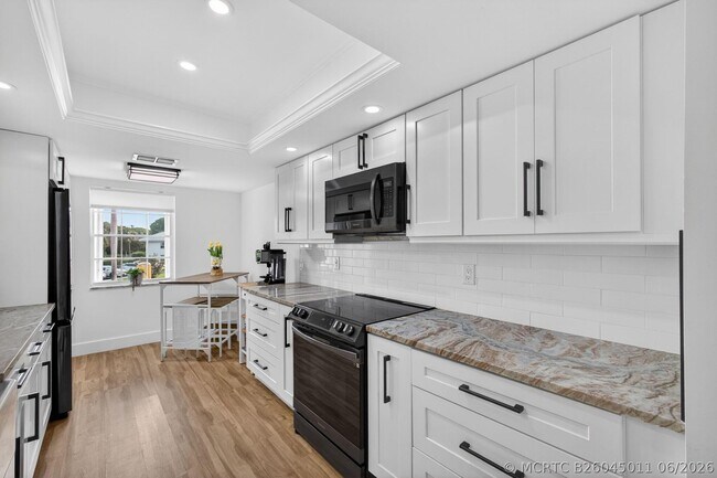 Building Photo - 1210 Sugar Sands Blvd