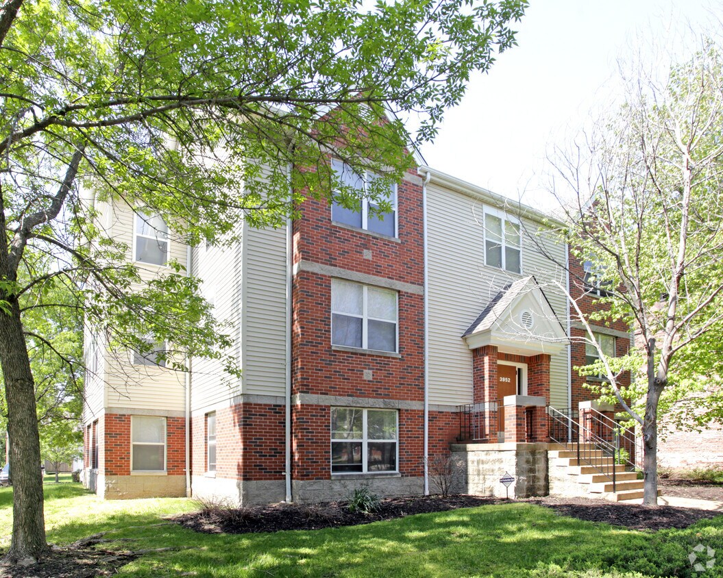 Primary Photo - 3952 Olive St