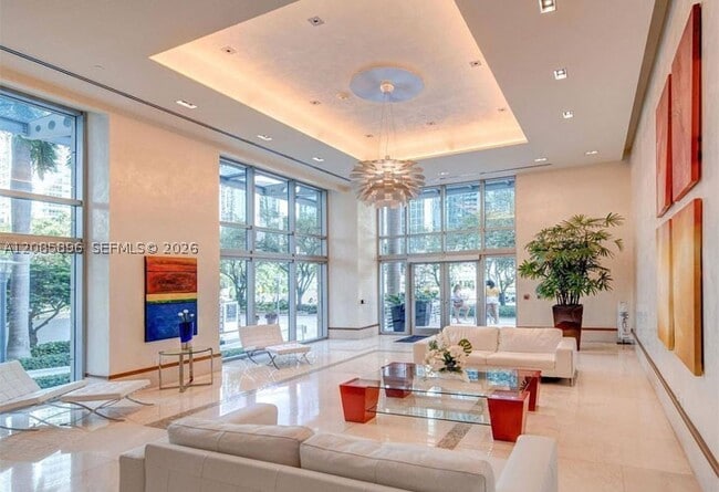 Building Photo - 1060 Brickell Ave
