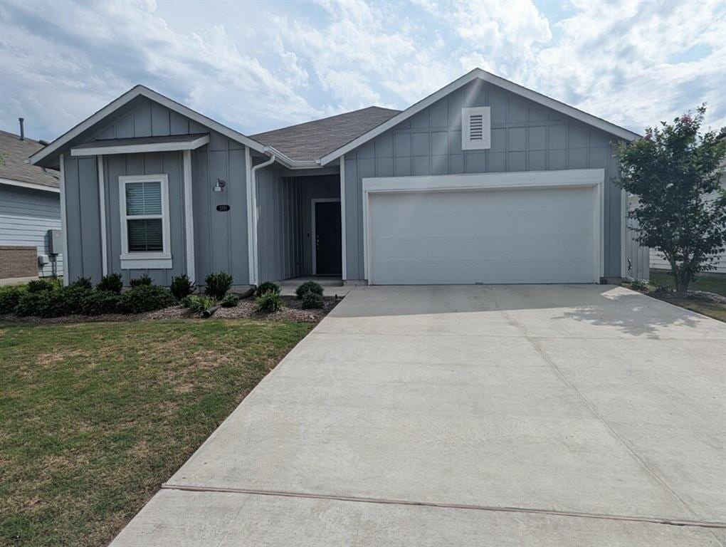 2751 Winding Creek Rd Niederwald, TX 78640 Alquileres en Niederwald