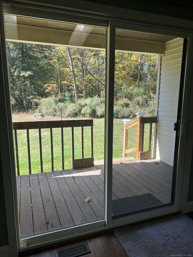 Building Photo - 34 Simsbury Landing