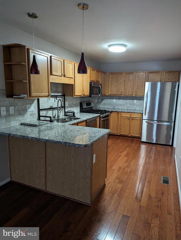 Foto principal - 2703 Century Ln