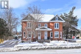 Building Photo - 170-170 Bradford St