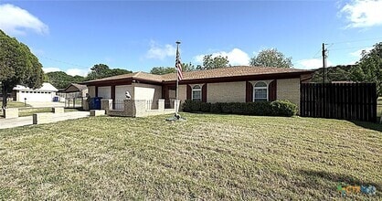 Building Photo - 1613 Velma Ave